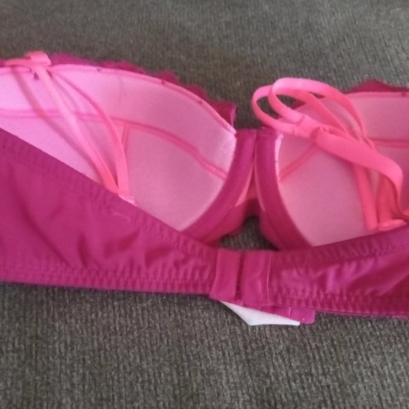 Victoria's Secret Pink Bra 36C - Picture 2 of 3